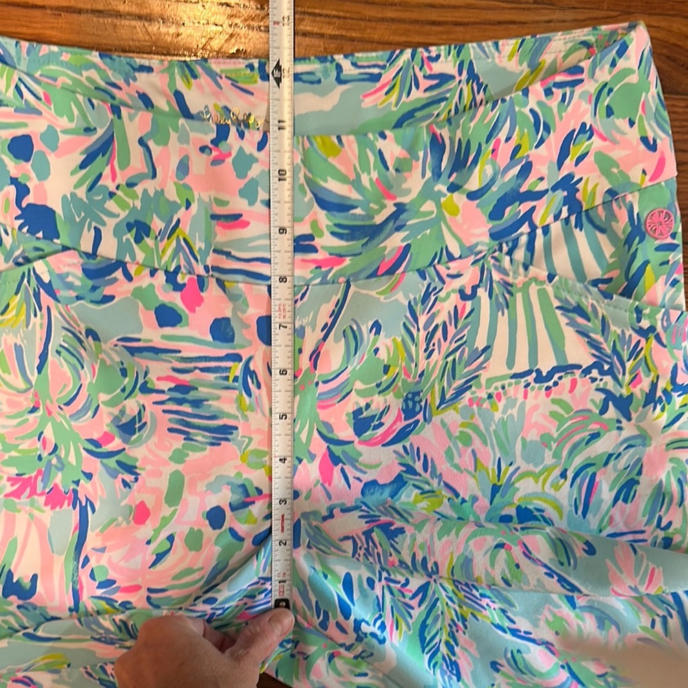 Lilly Pulitzer Luxletic Bermuda shorts size 12 - Picture 6 of 7